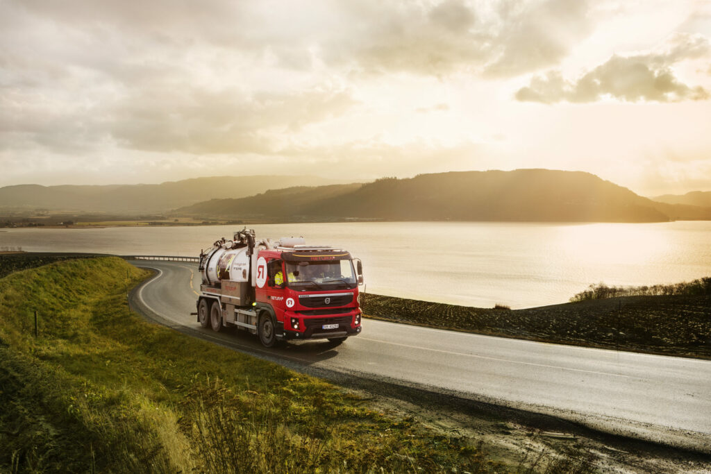 Retura_FotoAnne-LineBakken9682-scaled